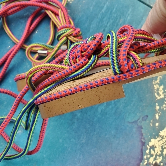 Steve Madden 6.5 Sensible Sandals in Multicolor Pink Blue‎ Yellow tie wrap Ankle - Picture 10 of 11